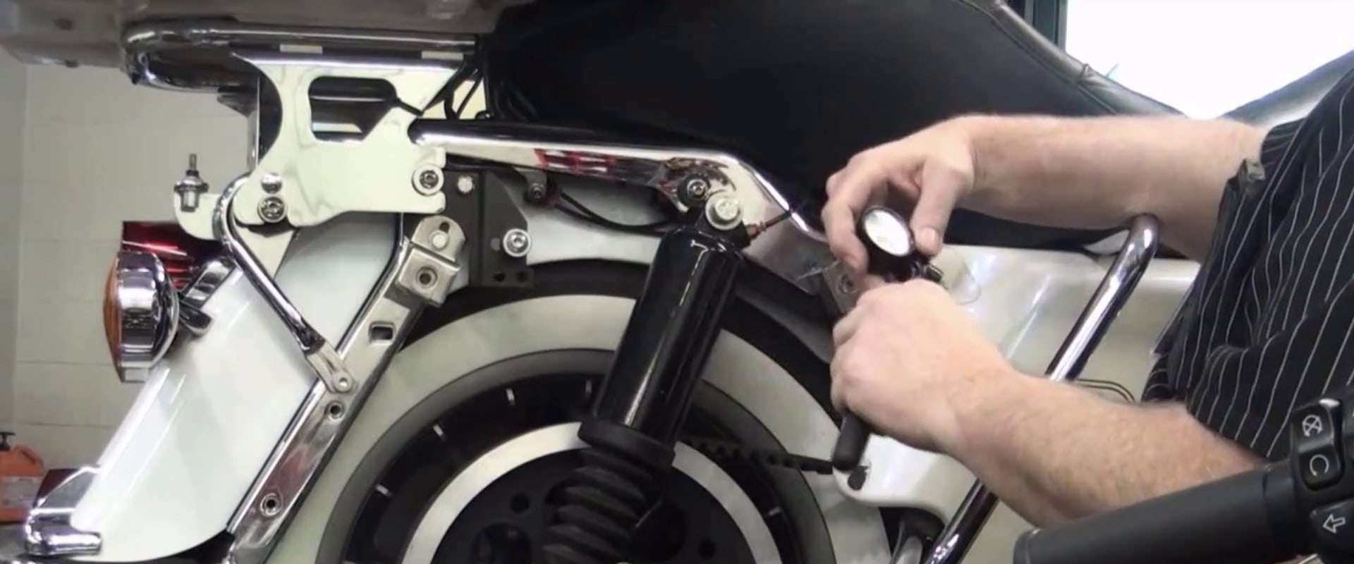 Suspension Adjustments for Hudson Motorcycles: A Comprehensive Guide